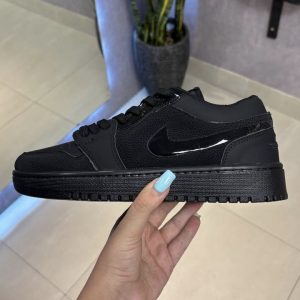 جردن ۱ مشکی