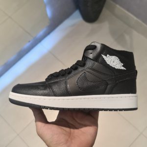 جردن ۱ مشکی ساقدار