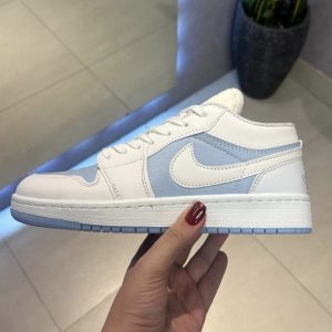 جردن ۱ آبی سفید