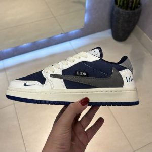 ترویس دیور سرمه ای